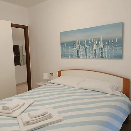 La Casa Di Tina A 20 Metri Dal Mare Lejlighed Santo Stefano al Mare