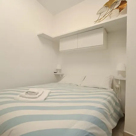 La Casa Di Tina A 20 Metri Dal Mare * Санто-Стефано-аль-Мар